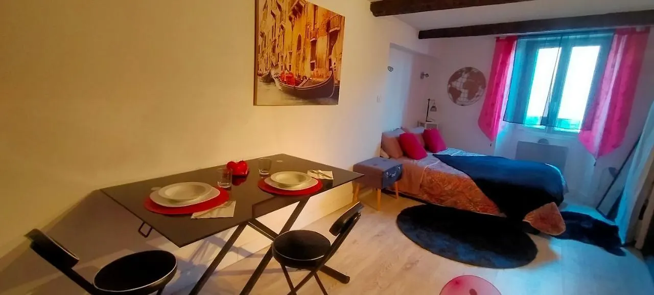Petit Corail Apartment Cannes 0*,  France